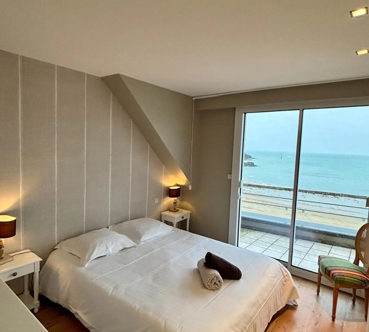 Maison - Les Embruns - Vue Mer Cancale 0*,  Francia